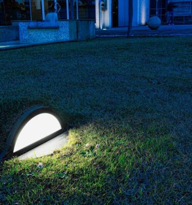 Outdoor Lighting Canberra, exterior lighting Canberra, Lighting designs Canberra, modern outdoor lights, security lights, spotlights, sensor lights